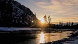 Yellowstone: One-Fifty: 1×3